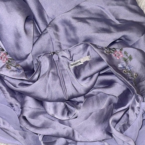 NWOT HOUSE OF CB 'Christa' Embroidered Lavender Mini Dress sz L - Picture 8 of 10
